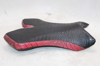 04-06 YAMAHA YZF R1 FRONT DRIVERS SEAT PAD SADDLE PILLION