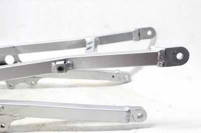 2007 KAWASAKI ZZR600 ZX600J OEM REAR SUBFRAME BACK SUB FRAME