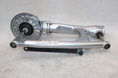 05-09 SUZUKI BOULEVARD S50 VS800 OEM REAR SWINGARM SUSPENSION ARM