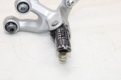 08-09 SUZUKI GSXR 600 OEM LEFT FRONT FOOT REST PEG STEP