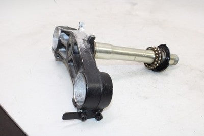 03-04 YAMAHA YZF R6 OEM FRONT FORKS CLAMP LOWER TRIPLE TREE STEM