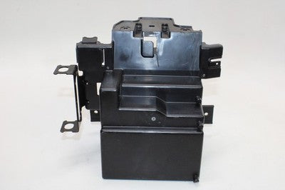 2012 KAWASAKI VULCAN 900 VN900B CLASSIC OEM BATTERY TRAY BOX HOLDER