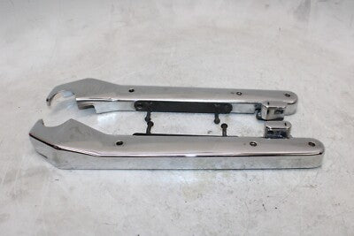 2004 KAWASAKI VULCAN 1500 VN1500E CLASSIC OEM REAR PASSENGER FENDER GRAB RAIL