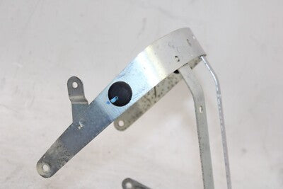 2015 SUZUKI BOULEVARD C50 VL800 OEM FRONT WHEEL FENDER BRACKET MOUNT