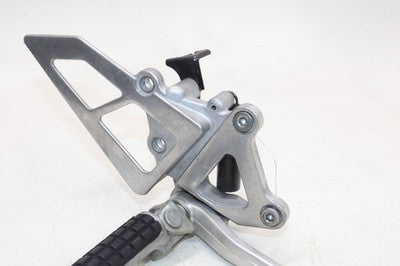 1995 KAWASAKI NINJA ZX6R ZX600F OEM RIGHT REARSET DRIVER FOOT PEG W PEDAL