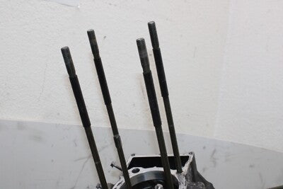 2004 YAMAHA V STAR 1100 XVS1100 OEM ENGINE CRANKCASE CRANK CASES BLOCK