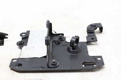 2008 YAMAHA FZ6 OEM LEFT RIGHT REARSET REAR SET DRIVER PEG BRACKETS MOUNTS