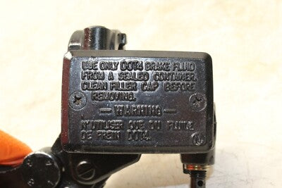 2002 KAWASAKI NINJA 500R EX500 OEM FRONT BRAKE MASTER CYLINDER W/ LEVER