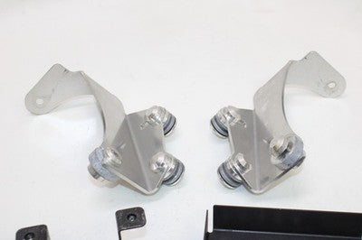 06-24 KAWASAKI VULCAN 900 VN900B CLASSIC OEM MISC BRACKETS COVERS MOUNTS
