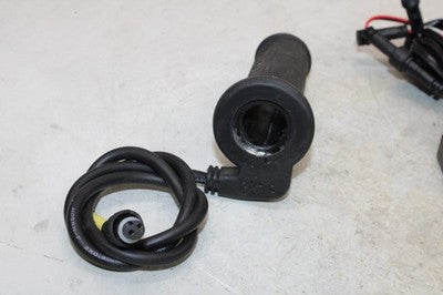 2020 SUZUKI SV650 OEM RIGHT CLIP ON HANDLE KILL OFF START SWITCH W HEATED GRIPS