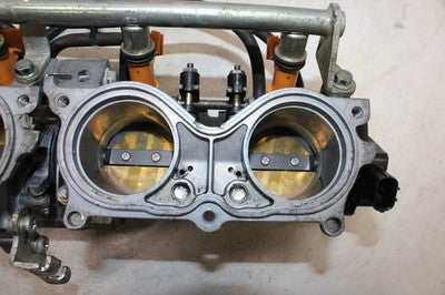 05-06 HONDA CBR600RR OEM MAIN FUEL INJECTORS / THROTTLE BODIES