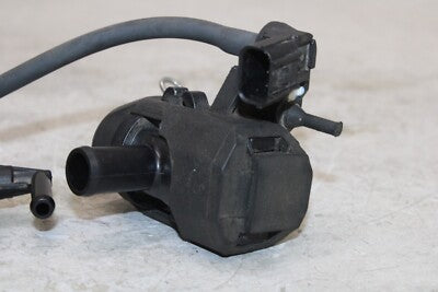 2015 KAWASAKI NINJA 300 EX300B ABS OEM AIR VALVE SOLENOID TOP ENGINE SENSOR PAIR