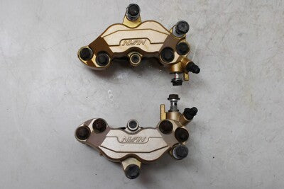 03-06 KAWASAKI Z1000 OEM RIGHT LEFT FRONT BRAKE CALIPER SET PAIR CALIPERS