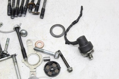 06-07 SUZUKI GSXR 750 OEM ENGINE MOUNTING BOLTS HARDWARE MOTOR SCREWS