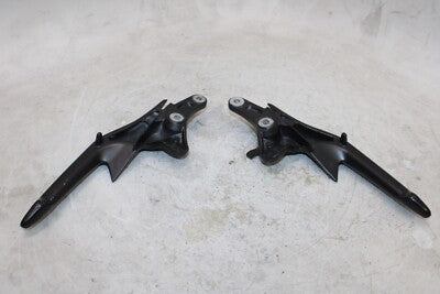 2022 HONDA CBR300R OEM PASSENGER REAR SEAT GRAB BAR HANDLE SET