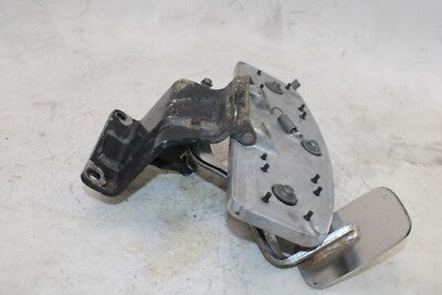 01-04 SUZUKI INTRUDER 1500 VL1500 OEM RIGHT DRIVER FOOT REST W PEDAL