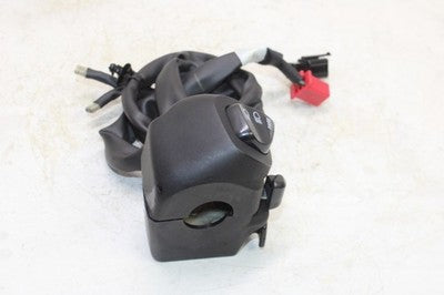 2018 YAMAHA XMAX CZD300A OEM LEFT HANDLE SWITCHES HORN SIGNALS SWITCH