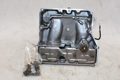 1997 YAMAHA YZF1000R OEM ENGINE MOTOR BOTTOM OIL PAN COVER