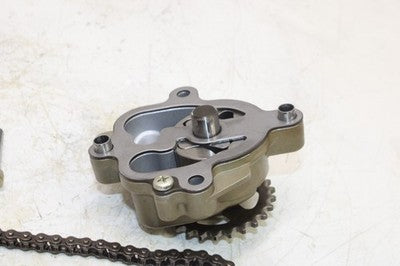14-17 YAMAHA FZ09 OEM ENGINE MOTOR OIL PUMP