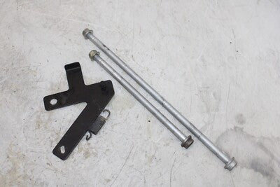 2004 TRIUMPH DAYTONA 600 OEM ENGINE MOUNT MOTOR BRACKET ENGINE BOLTS