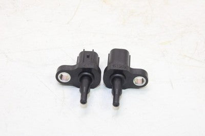15-19 KAWASAKI VERSYS 1000 OEM AIR INTAKE TEMPERATURE TEMP SENSOR PAIR