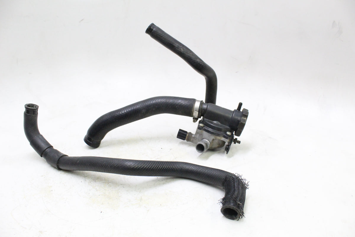 2005 KAWASAKI VULCAN 1500 VN1500 Thermostat Housing Coolant Hoses Cap