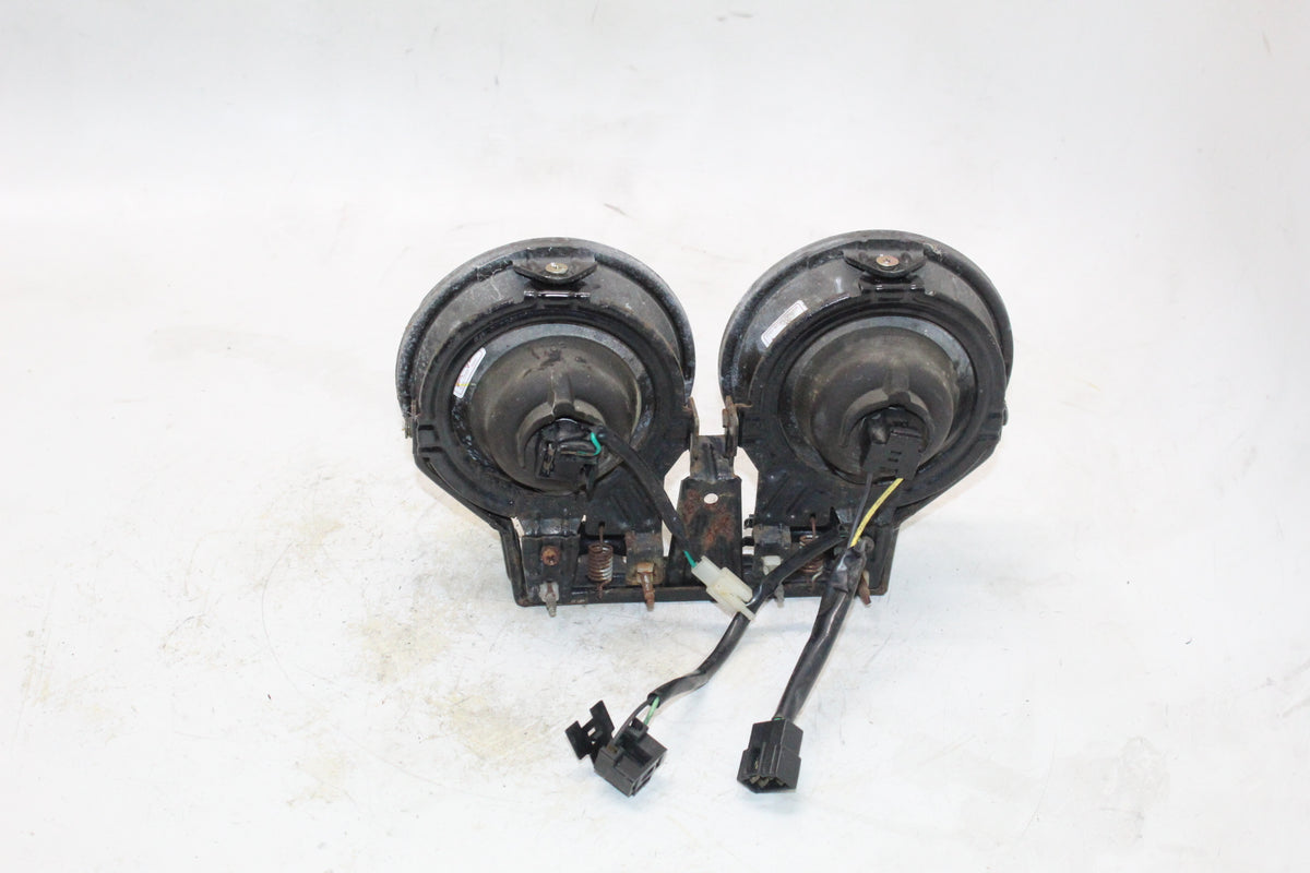 2002 Yamaha Zuma 50 YW50 OEM Dual Headlight Assembly With Bracket