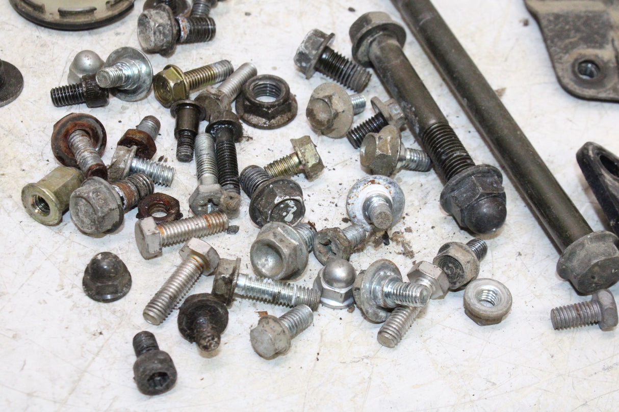 1995 Honda Shadow VLX 600 VT600C OEM ENGINE MOUNTING BOLTS HARDWARE MOTOR SCREWS