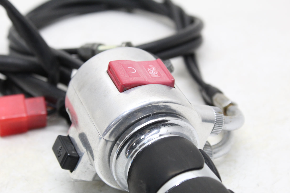 2005 Honda VTX1300S VTX1300 OEM RIGHT CLIP ON HANDLE KILL OFF START SWITCH