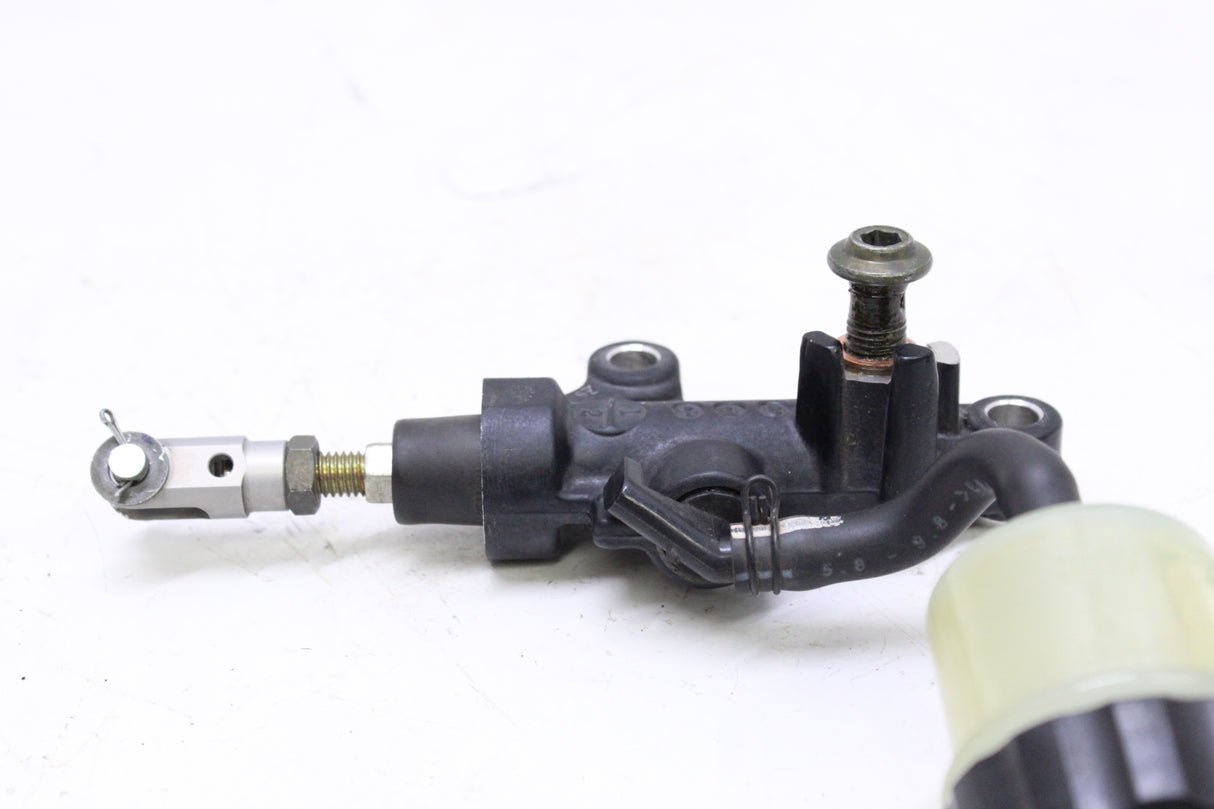 2004 Yamaha YZF R1 04-06 OEM REAR BACK BRAKE MASTER CYLINDER W RESERVOIR