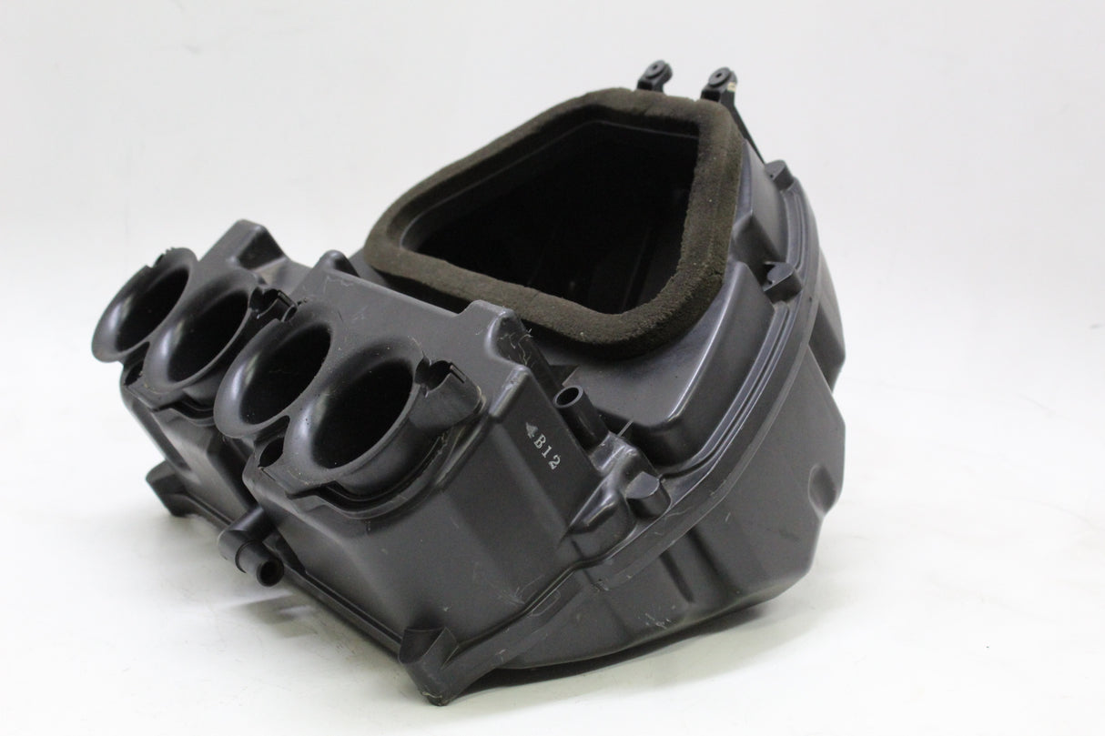 2004 Yamaha YZF R1 04-06 OEM AIRBOX AIR INTAKE FILTER BOX