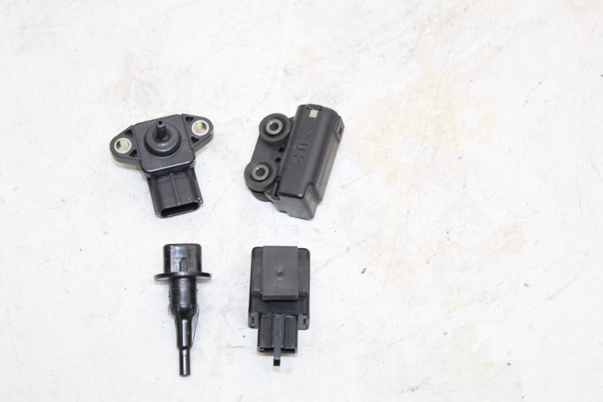 2003-05 Yamaha Yzf R6 Signal Relays Switchs Sensors OEM
