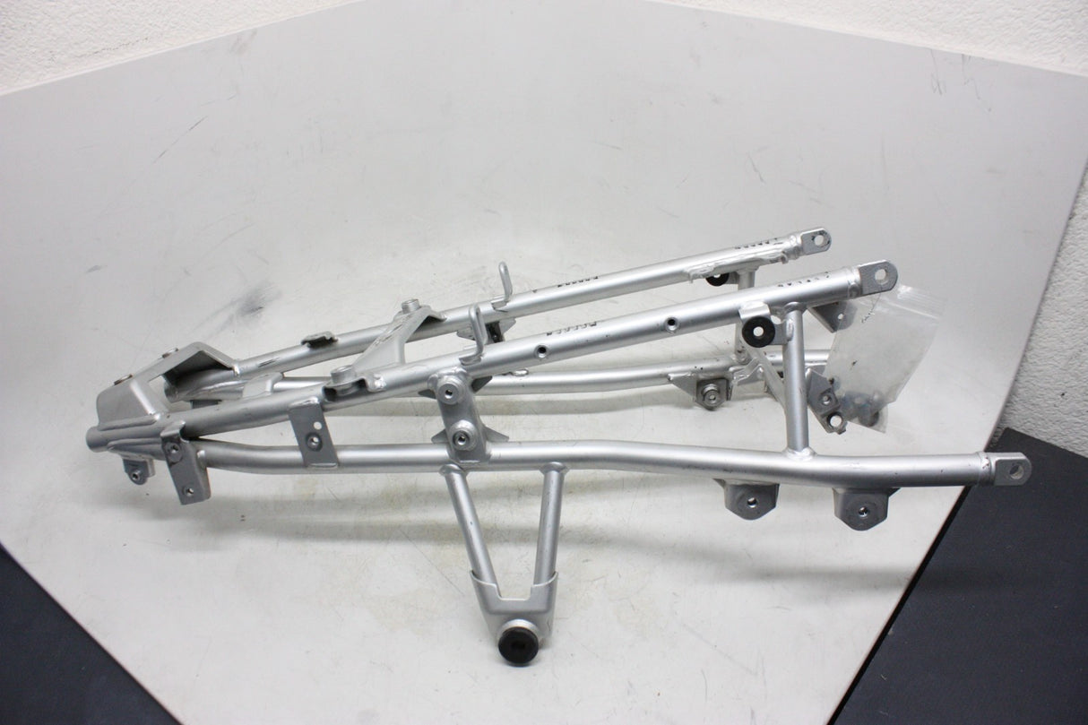 14-15 SUZUKI VSTROM 1000 DL1000A ABS OEM REAR SUBFRAME BACK SUB FRAME