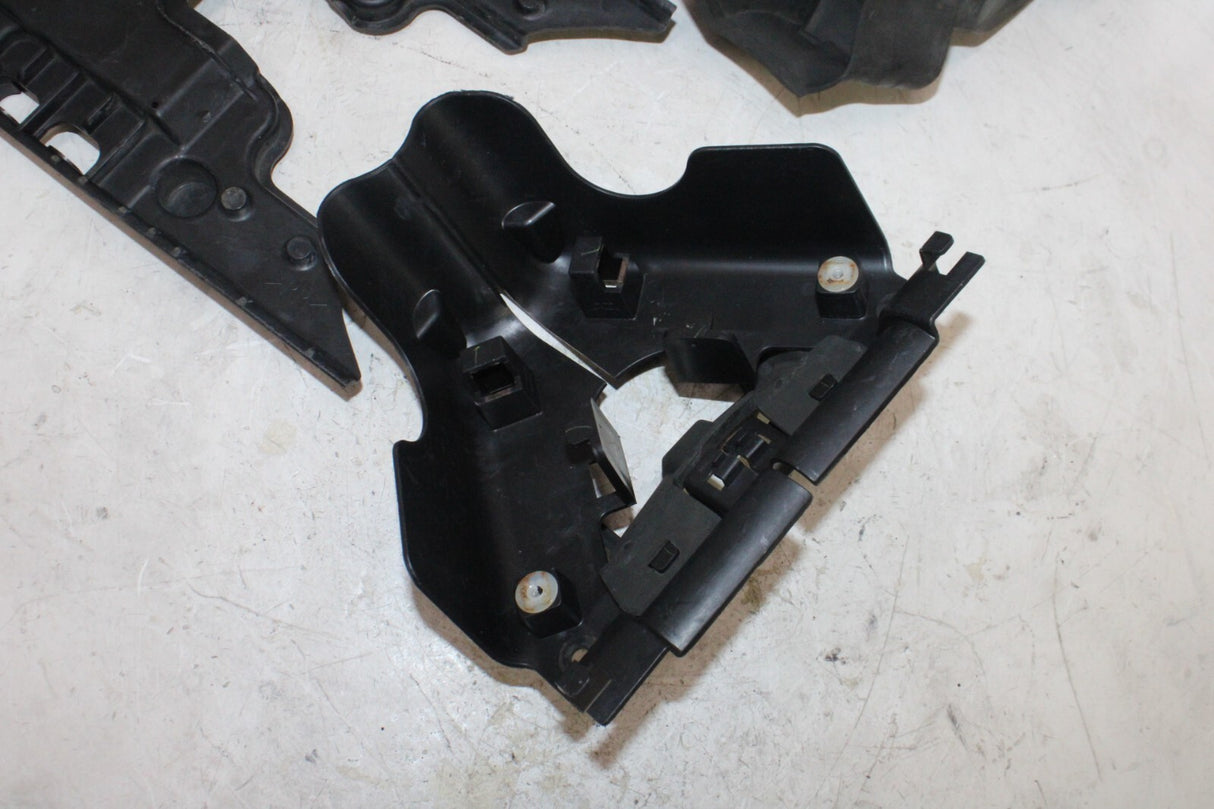 2009 YAMAHA FZ6R OEM INNER COWL SET