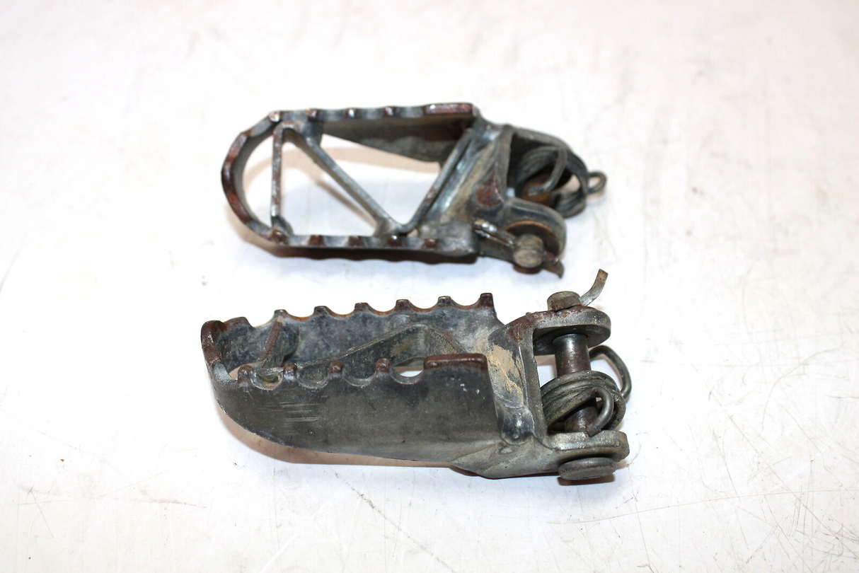 1998 HONDA CR80RB EXPERT RIGHT AND LEFT FOOT REST PEG