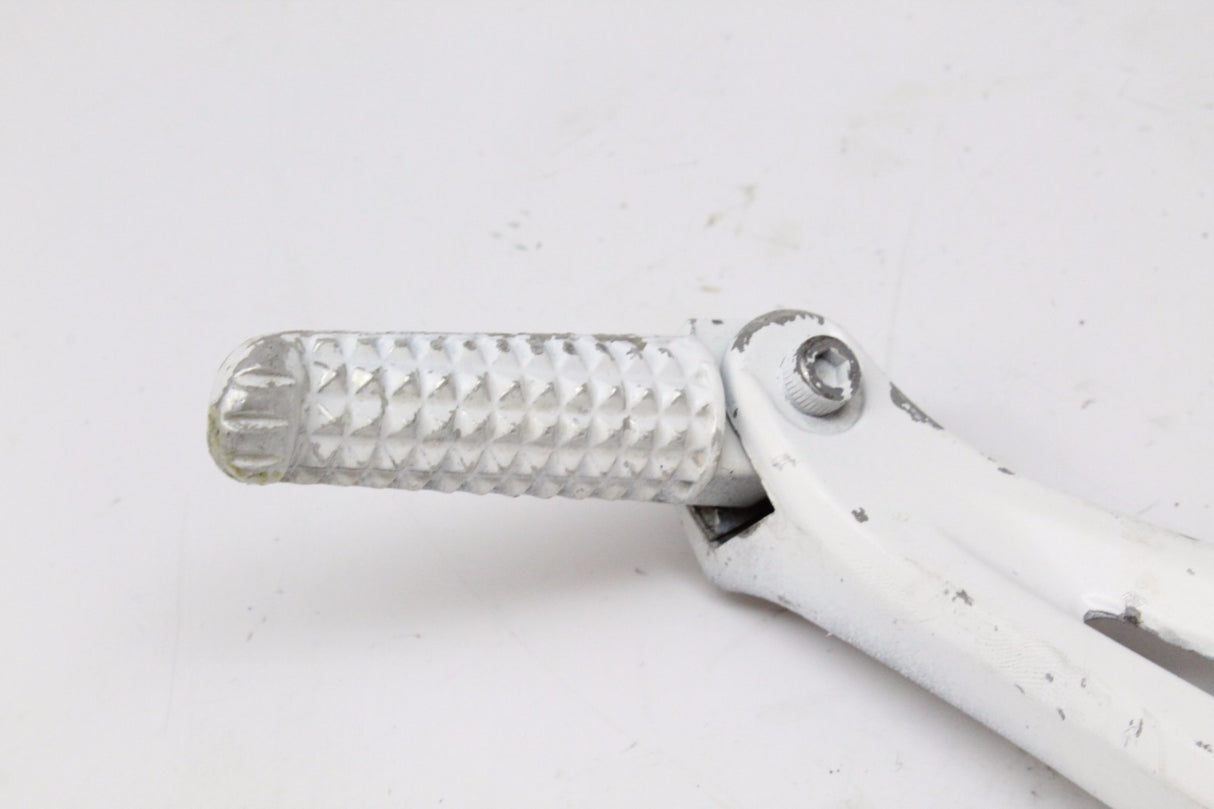 2007-2008 Yamaha Yzf R1 Rear Passenger Left Side Foot Peg OEM