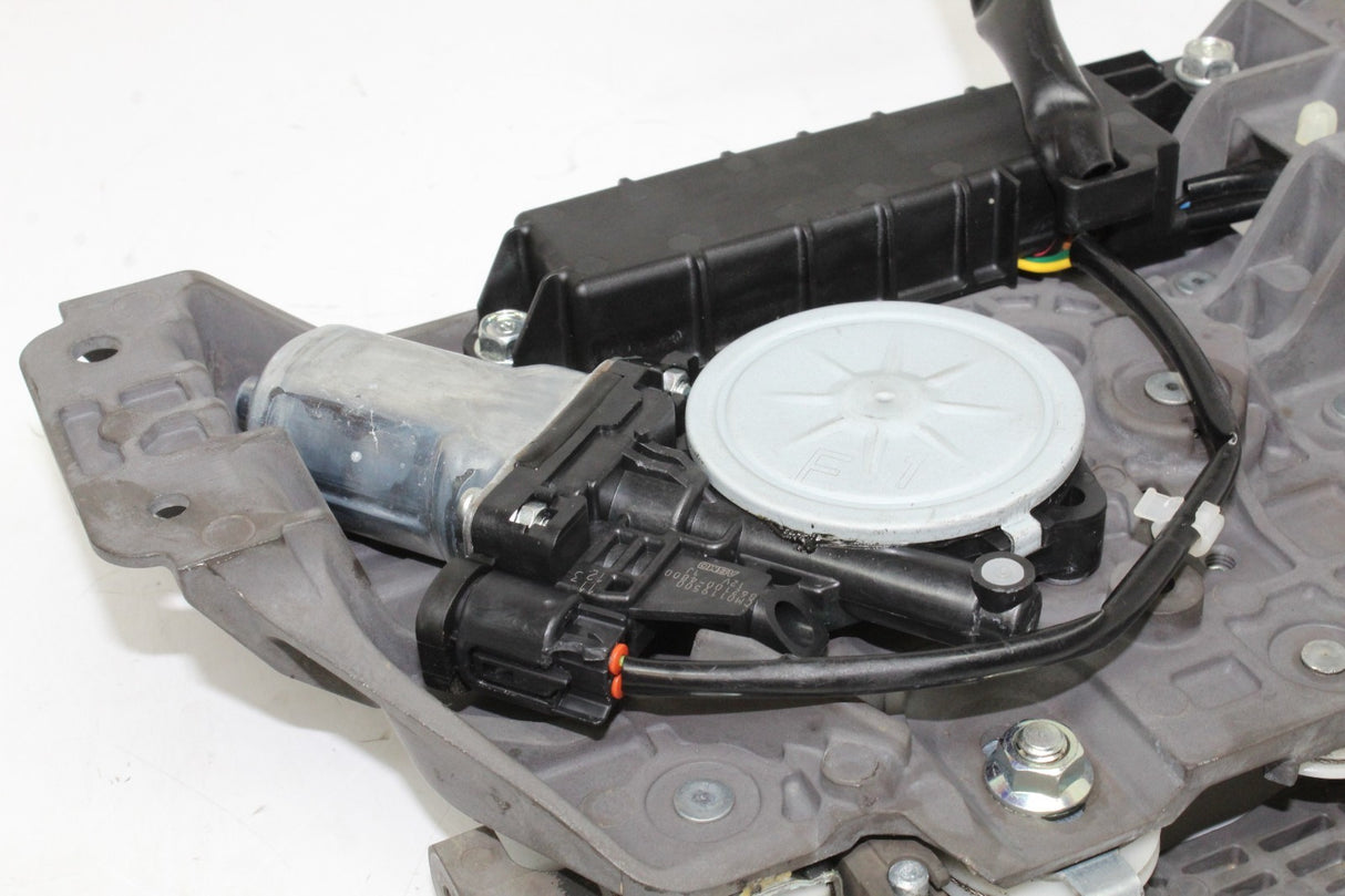06-07 YAMAHA FJR1300 OEM WINDSHIELD WINDSCREEN MOTOR ADJUSTER ASSEMBLY