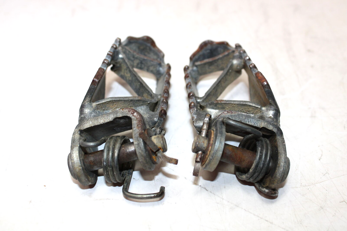 1998 HONDA CR80RB EXPERT RIGHT AND LEFT FOOT REST PEG