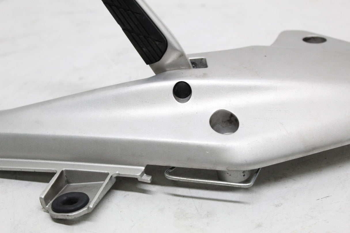 2007 07 HONDA FSC600 FSC 600 SILVER WING LEFT And RIGHT SIDE REAR FOOT PEGS