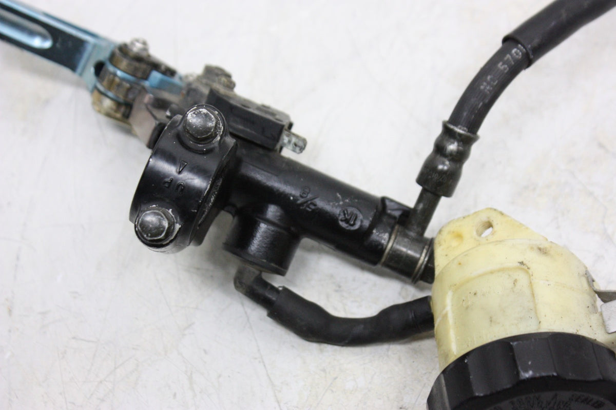 2003-2005 Yamaha YZF R6 2006-2009 R6S OEM Front Brake Master Cylinder W/ Lever