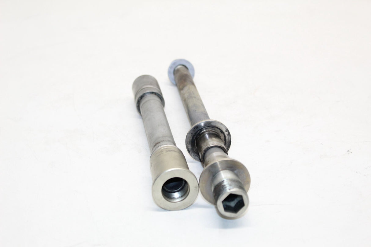 2021 BMW S1000XR 1000 XR Front Wheel Axle Swingarm Bolt OEM