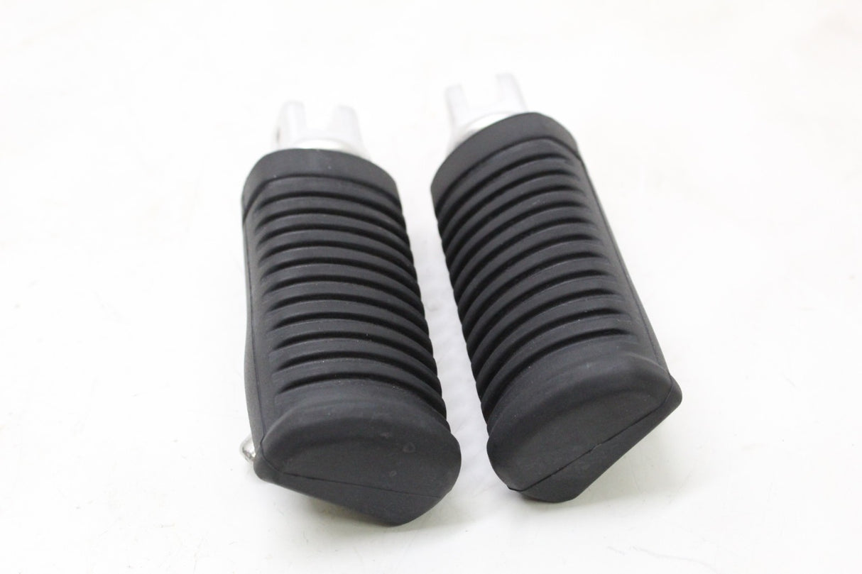 GENUINE HARLEY-DAVIDSON 2018-24 SOFTAIL PASSENGER FOOTPEGS FLSB FXLR FXBR