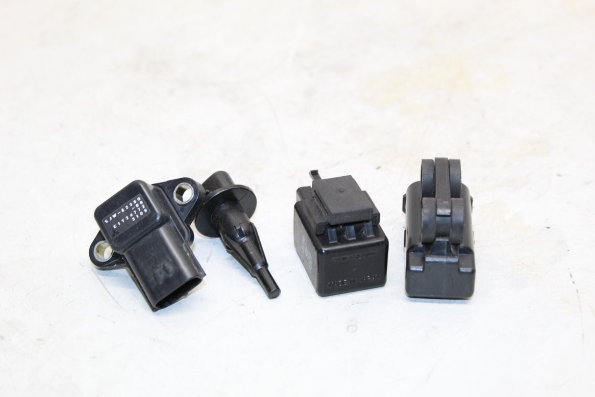 2003-05 Yamaha Yzf R6 Signal Relays Switchs Sensors OEM
