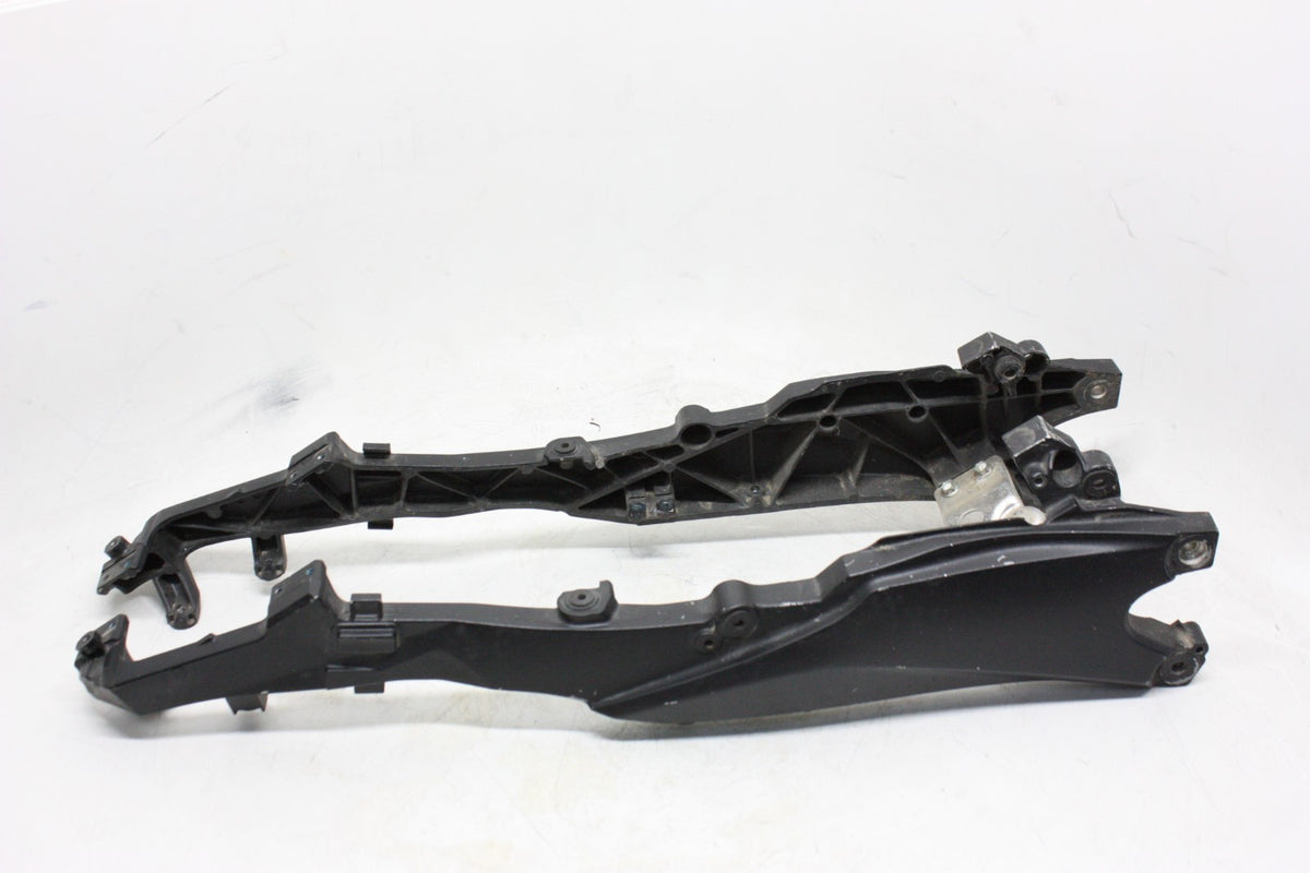 2011 11-25 SUZUKI GSXR600 GSXR750 OEM REAR SUBFRAME SEAT SUPPORT ASSEMBLY