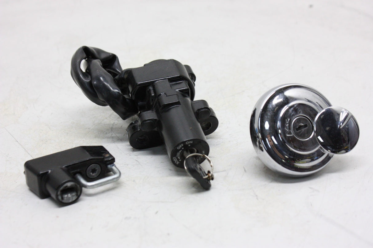 15-18 YAMAHA SR400 OEM IGNITION LOCK KEY SET W/ GAS CAP