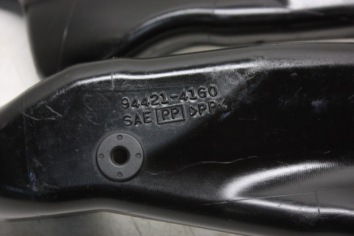05 06 2005 2006 Suzuki Gsxr 1000 Right Left Ram Air Intake Duct Tubes Oem
