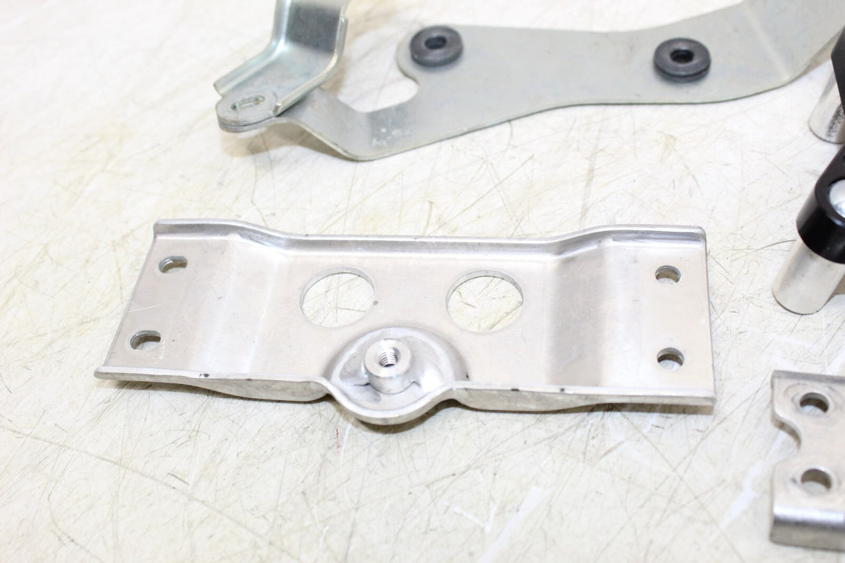 2011 SUZUKI GSXR 750 BRACKET MOUNT HOLDER KIT