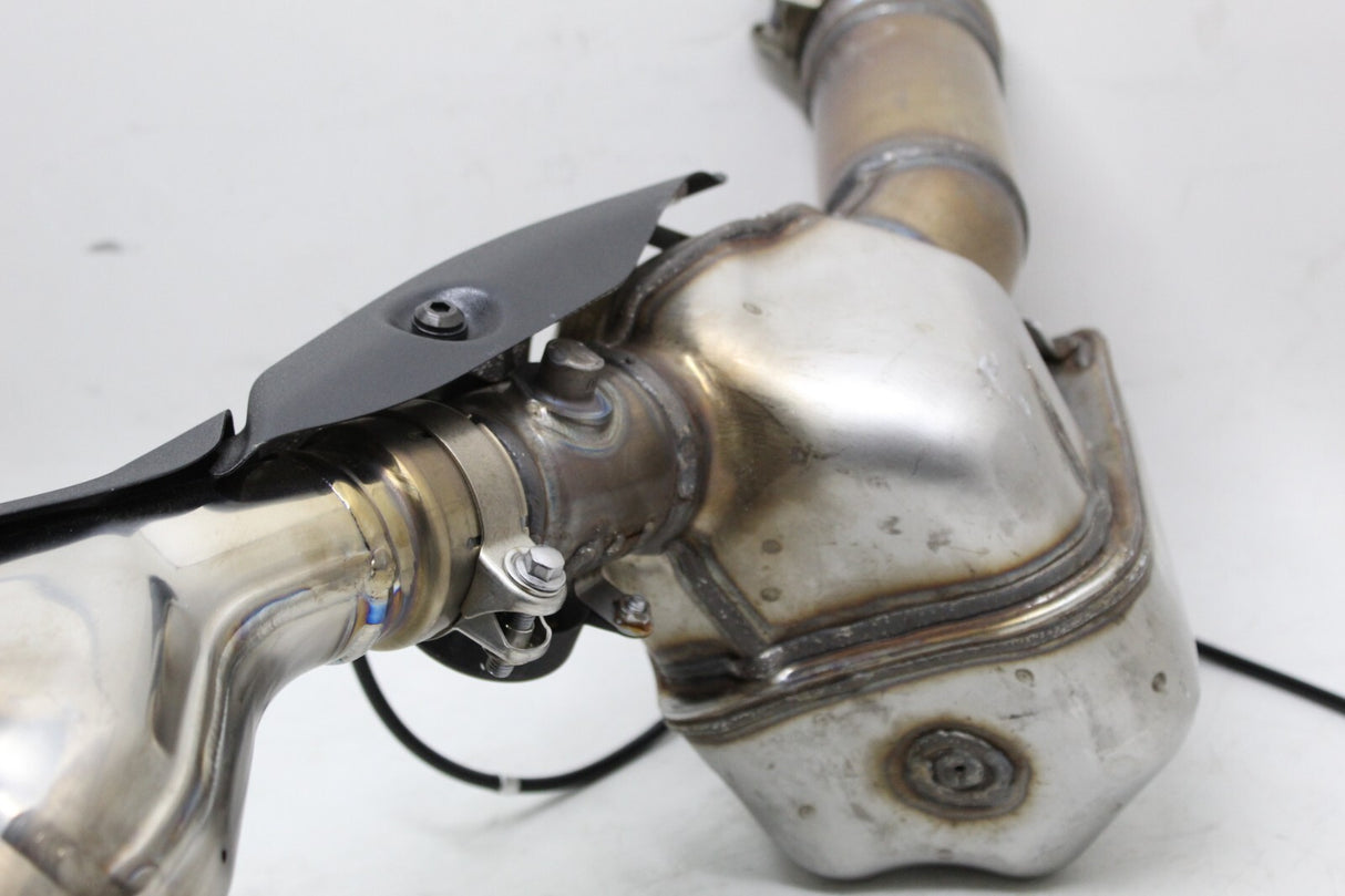 21-23 Kawasaki ZX-10R ZX10 Exhaust Mid Pipe Muffler OEM