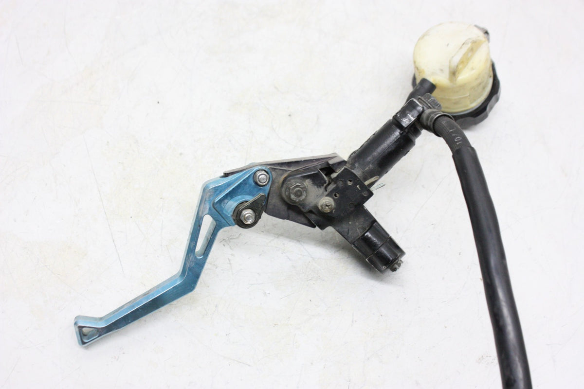 2003-2005 Yamaha YZF R6 2006-2009 R6S OEM Front Brake Master Cylinder W/ Lever