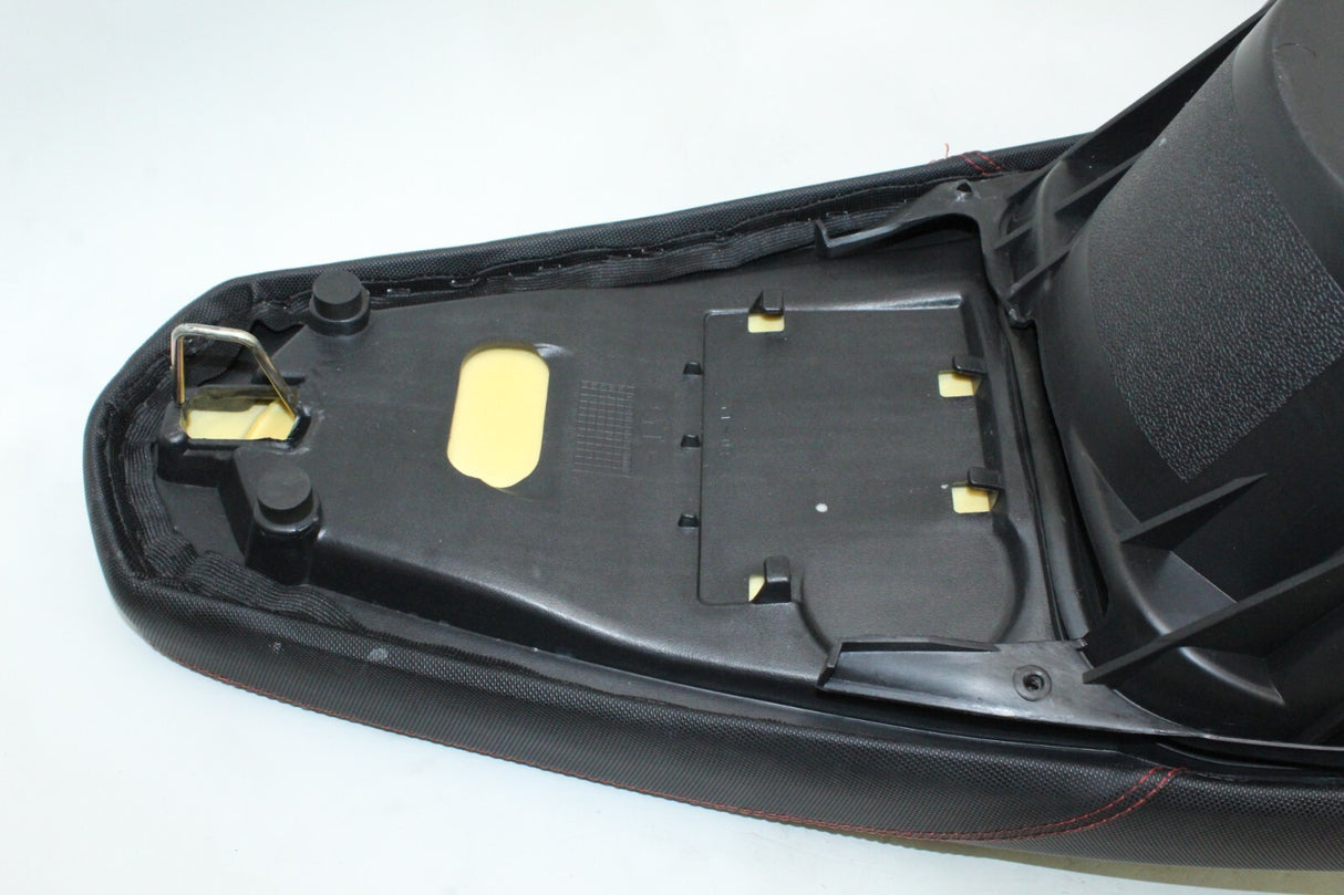 2023 Zinger 200cc Seat Saddle W/ Glove Compartment OEM